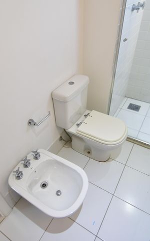 Apartamento à venda com 130m², 3 quartos e 3 vagasBanheiro Suíte