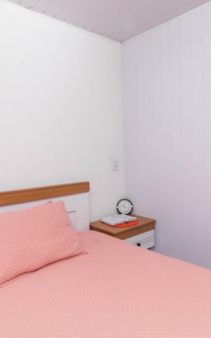 Casa de condomínio à venda com 48m², 2 quartos e 1 vaga Casa de condomínio à venda com 48m², 2 quartos e 1 vagaQuarto 2