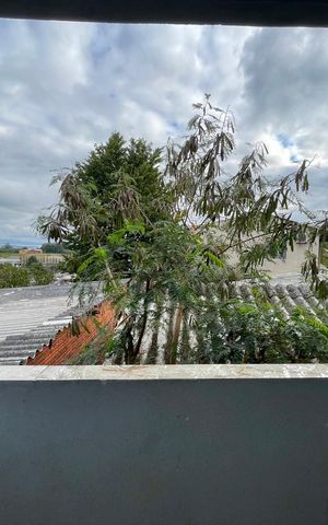 Casa à venda com 230m², 4 quartos e 1 vaga