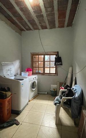 Casa à venda com 230m², 4 quartos e 1 vaga