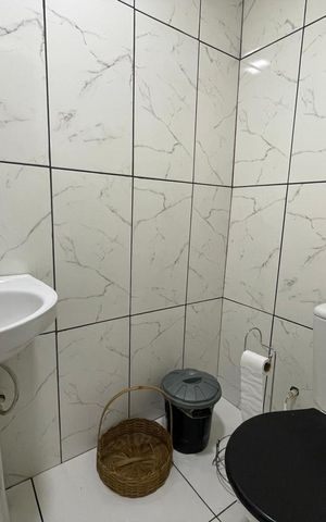 Casa à venda com 230m², 4 quartos e 1 vaga