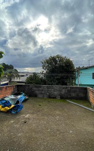 Casa à venda com 230m², 4 quartos e 1 vaga