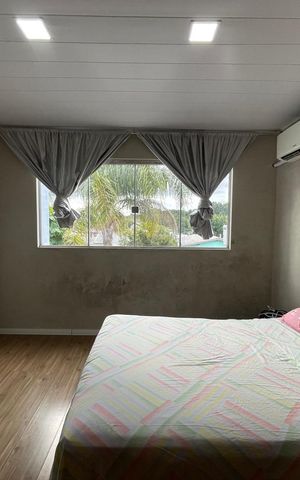 Casa à venda com 230m², 4 quartos e 1 vaga