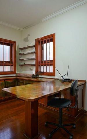 Casa à venda com 500m², 4 quartos e 4 vagas