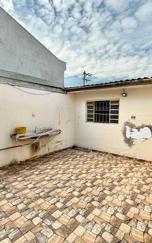 Casa para alugar com 100m², 3 quartos e sem vagaÁrea externa