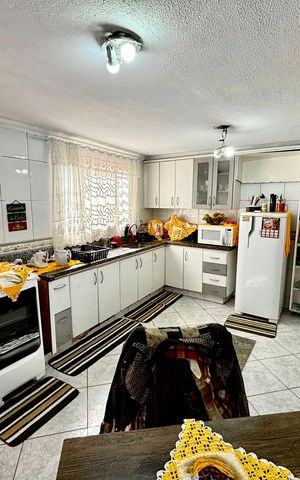 Casa para alugar com 100m², 3 quartos e sem vagaCozinha 1