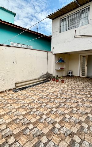Casa para alugar com 100m², 3 quartos e sem vagaÁrea externa