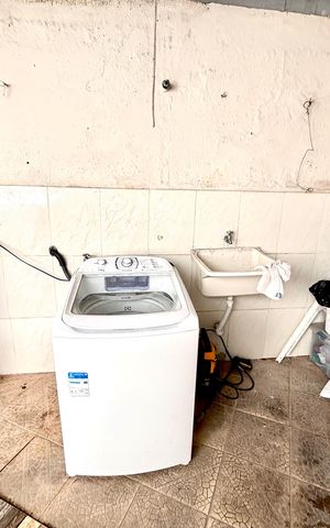 Casa para alugar com 100m², 3 quartos e sem vagaÁrea de serviço 