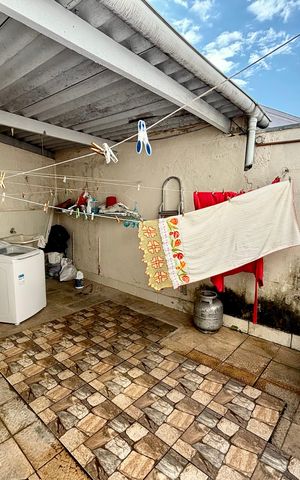 Casa para alugar com 100m², 3 quartos e sem vagaÁrea de serviço 