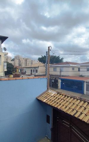 Casa à venda com 108m², 3 quartos e 2 vagas