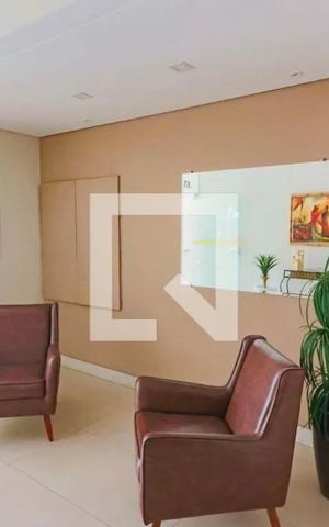Apartamento para alugar com 78m², 2 quartos e sem vaga Apartamento para alugar com 78m², 2 quartos e sem vagaHall