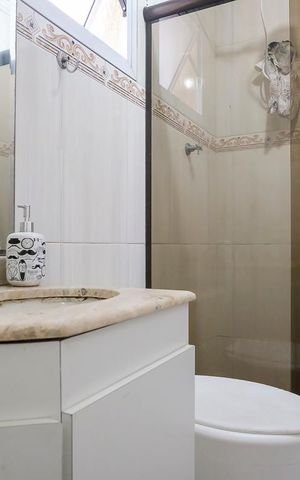 Apartamento para alugar com 266m², 3 quartos e 2 vagasBanheiro da suíte 1
