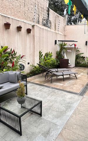 Casa à venda com 220m², 4 quartos e 2 vagas