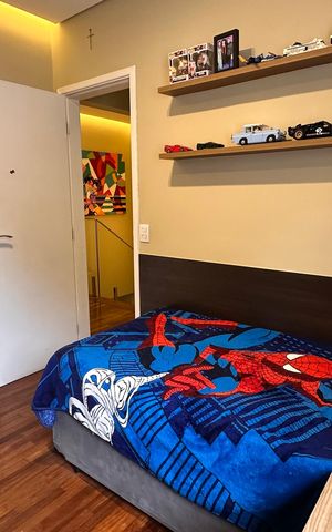 Casa à venda com 220m², 4 quartos e 2 vagas