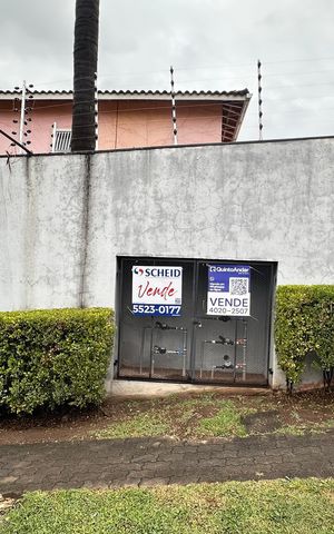 Casa à venda com 220m², 4 quartos e 2 vagas