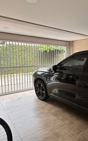 Casa à venda com 220m², 4 quartos e 2 vagas