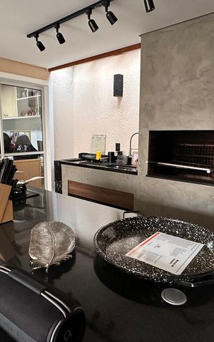 Casa à venda com 220m², 4 quartos e 2 vagas