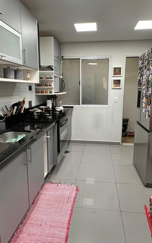 Casa à venda com 220m², 4 quartos e 2 vagas
