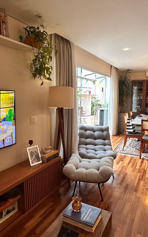 Casa à venda com 220m², 4 quartos e 2 vagas