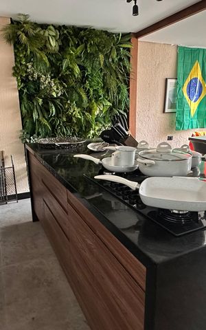 Casa à venda com 220m², 4 quartos e 2 vagas