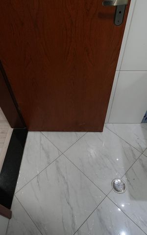 Casa à venda com 250m², 3 quartos e 4 vagasBanheiro da Suíte 1