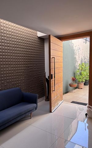 Casa à venda com 360m², 2 quartos e 2 vagas Casa à venda com 360m², 2 quartos e 2 vagasÁrea externa