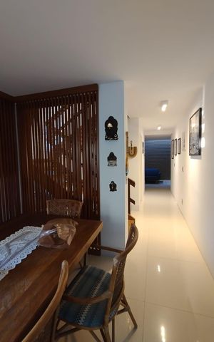 Casa à venda com 360m², 2 quartos e 2 vagas Casa à venda com 360m², 2 quartos e 2 vagasCorredor