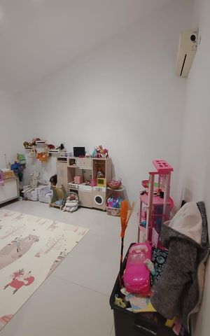 Casa à venda com 360m², 2 quartos e 2 vagas Casa à venda com 360m², 2 quartos e 2 vagasQuarto