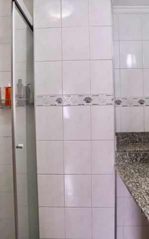 Apartamento à venda com 75m², 3 quartos e 2 vagas Apartamento à venda com 75m², 3 quartos e 2 vagasBanheirob