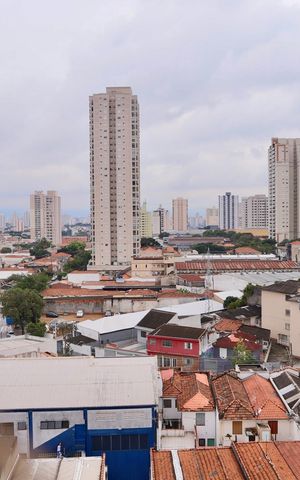 Apartamento à venda com 75m², 3 quartos e 2 vagas Apartamento à venda com 75m², 3 quartos e 2 vagasVista da Sacada