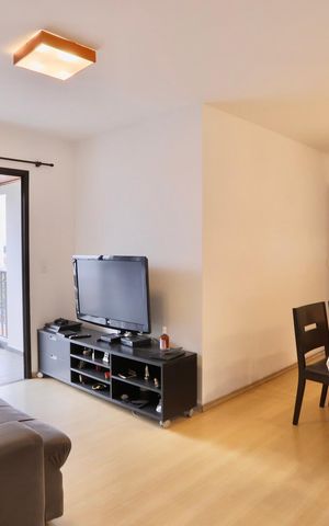 Apartamento à venda com 75m², 3 quartos e 2 vagas Apartamento à venda com 75m², 3 quartos e 2 vagasSala
