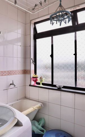 Apartamento à venda com 75m², 3 quartos e 2 vagas Apartamento à venda com 75m², 3 quartos e 2 vagasLavanderia