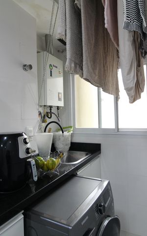 Apartamento à venda com 70m², 3 quartos e 1 vagaÁrea de Serviço