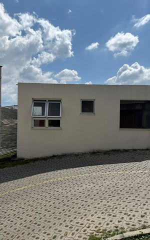 Apartamento à venda com 51m², 2 quartos e 1 vaga Apartamento à venda com 51m², 2 quartos e 1 vagaFachada