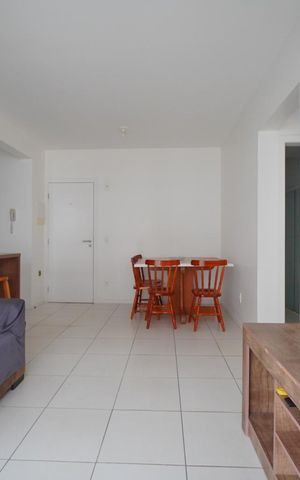 Apartamento para alugar com 65m², 2 quartos e 1 vagaSala