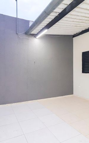 Casa à venda com 100m², 3 quartos e sem vagaQuintal