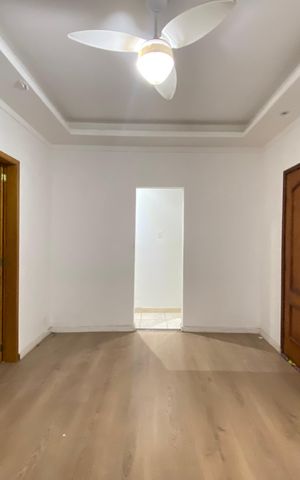 Casa à venda com 200m², 3 quartos e sem vaga