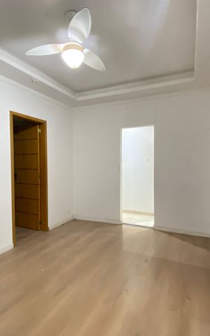 Casa à venda com 200m², 3 quartos e sem vaga