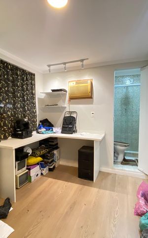 Casa à venda com 200m², 3 quartos e sem vaga