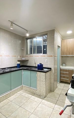Casa à venda com 200m², 3 quartos e sem vaga