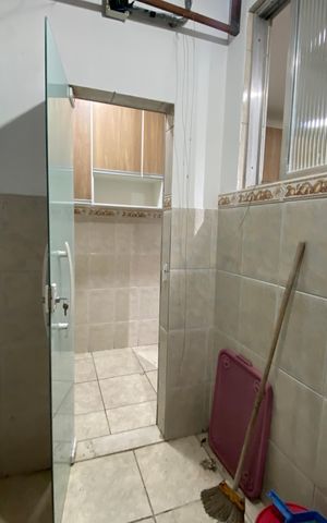 Casa à venda com 200m², 3 quartos e sem vaga