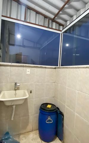 Casa à venda com 200m², 3 quartos e sem vaga