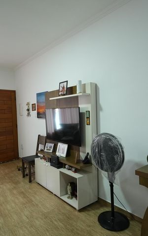 Casa à venda com 166m², 3 quartos e 2 vagasSala