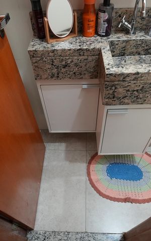 Casa à venda com 166m², 3 quartos e 2 vagasLavabo