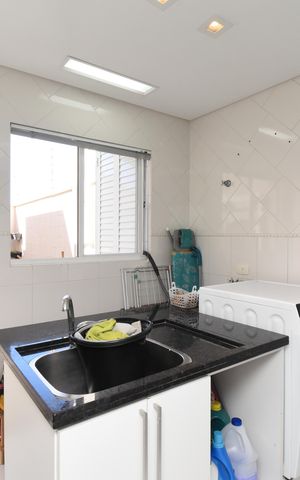 Casa de condomínio à venda com 180m², 3 quartos e sem vagaÁrea de Serviço