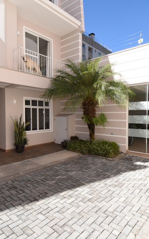 Casa de condomínio à venda com 180m², 3 quartos e sem vagaFachada