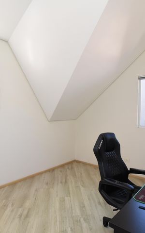 Casa de condomínio à venda com 180m², 3 quartos e sem vagaSuíte do Ático