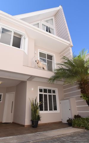 Casa de condomínio à venda com 180m², 3 quartos e sem vagaFachada
