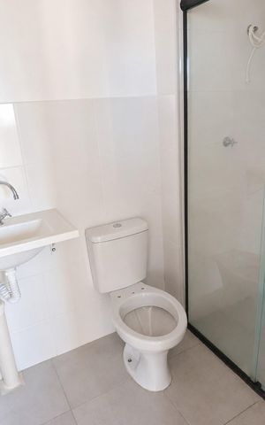 Apartamento para alugar com 43m², 2 quartos e 2 vagas Apartamento para alugar com 43m², 2 quartos e 2 vagasBanheiro
