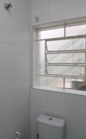 Casa à venda com 125m², 3 quartos e 1 vagaBanheiro 2